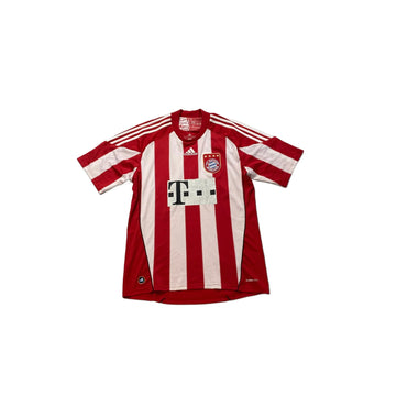 2010 - 11 Bayern Munich Home Shirt - M