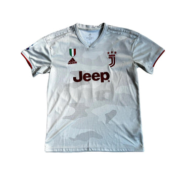 2019 - 20 Juventus Away Shirt - M