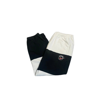 Nike x Supreme Joggers - L