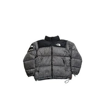BNWT Supreme x The North Face Puffer Coat - L