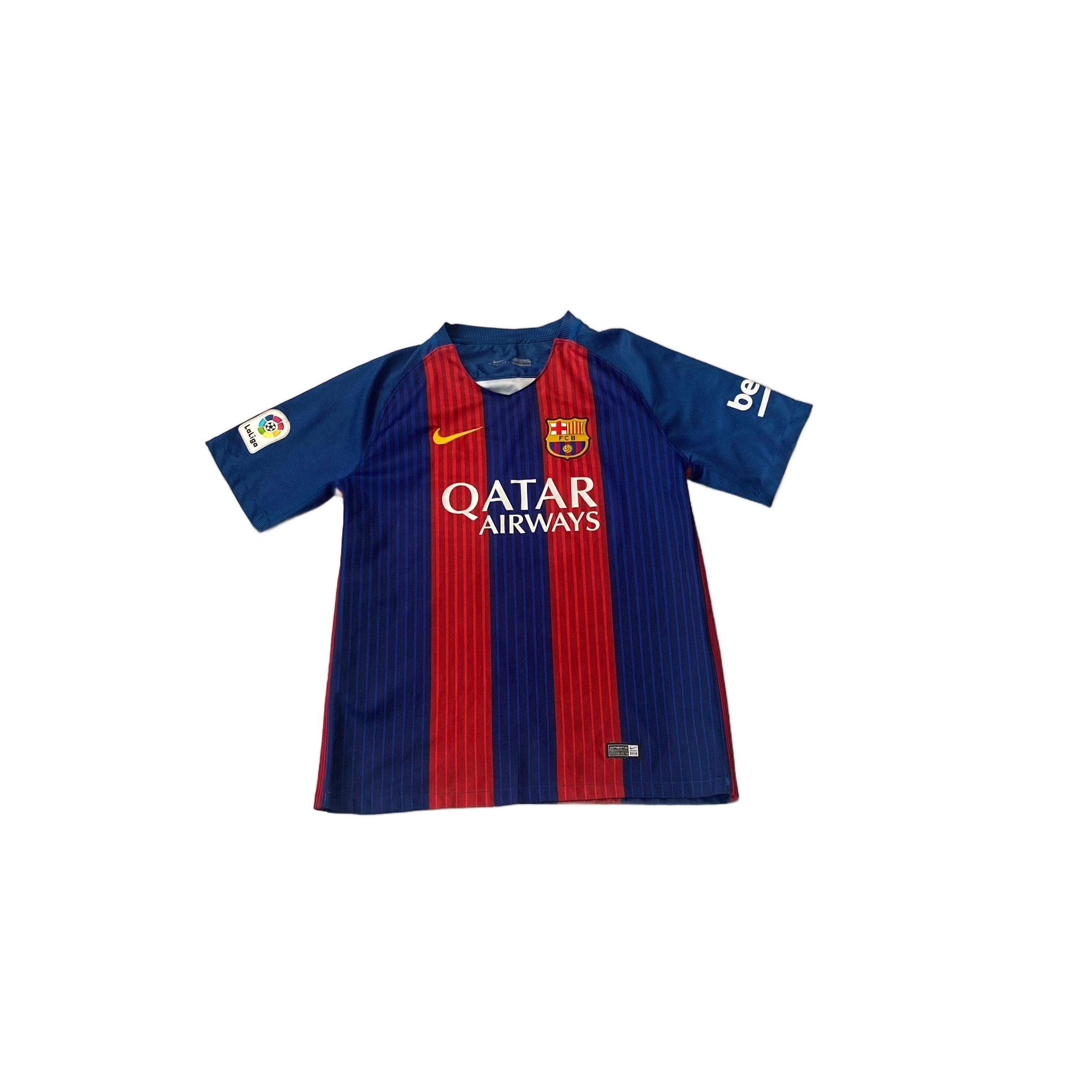 2016 - 17 Barcelona Home Shirt - L