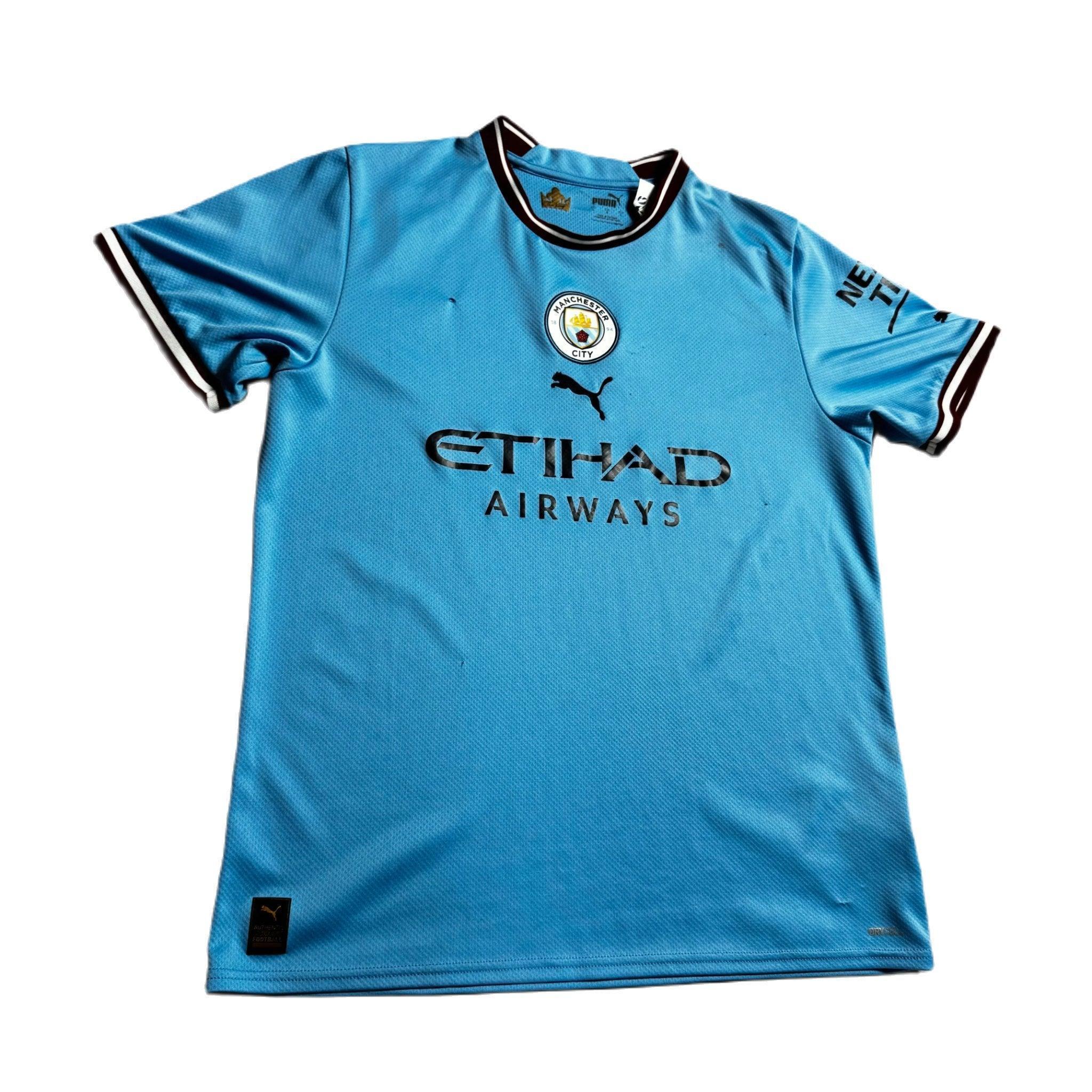 2022 - 23 Manchester United Home Shirt - L