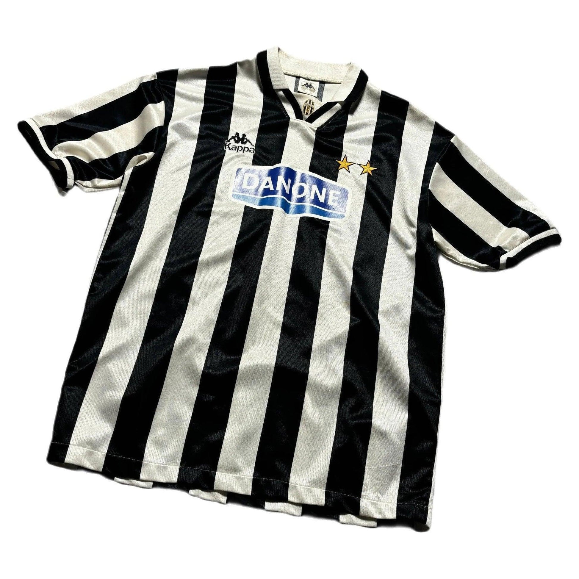 1994 - 95 Juventus Home Shirt - L | The Streetwear Studio