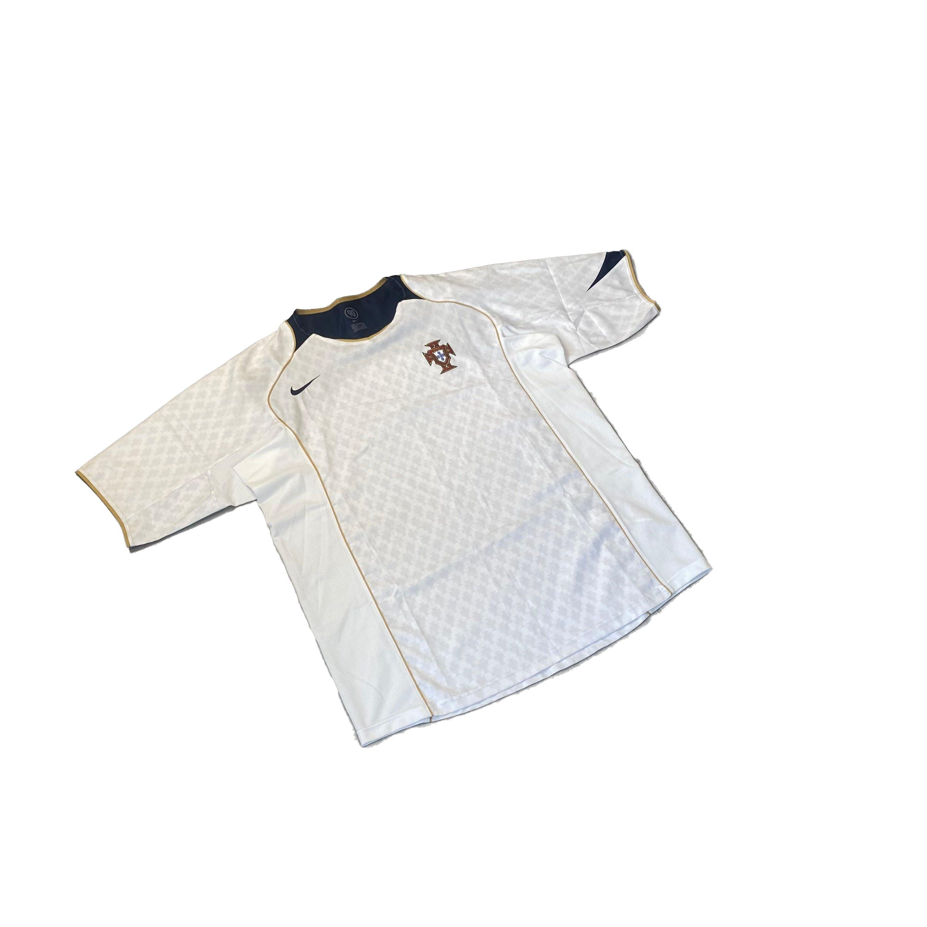2004 - 05 Portugal Away Shirt - XL