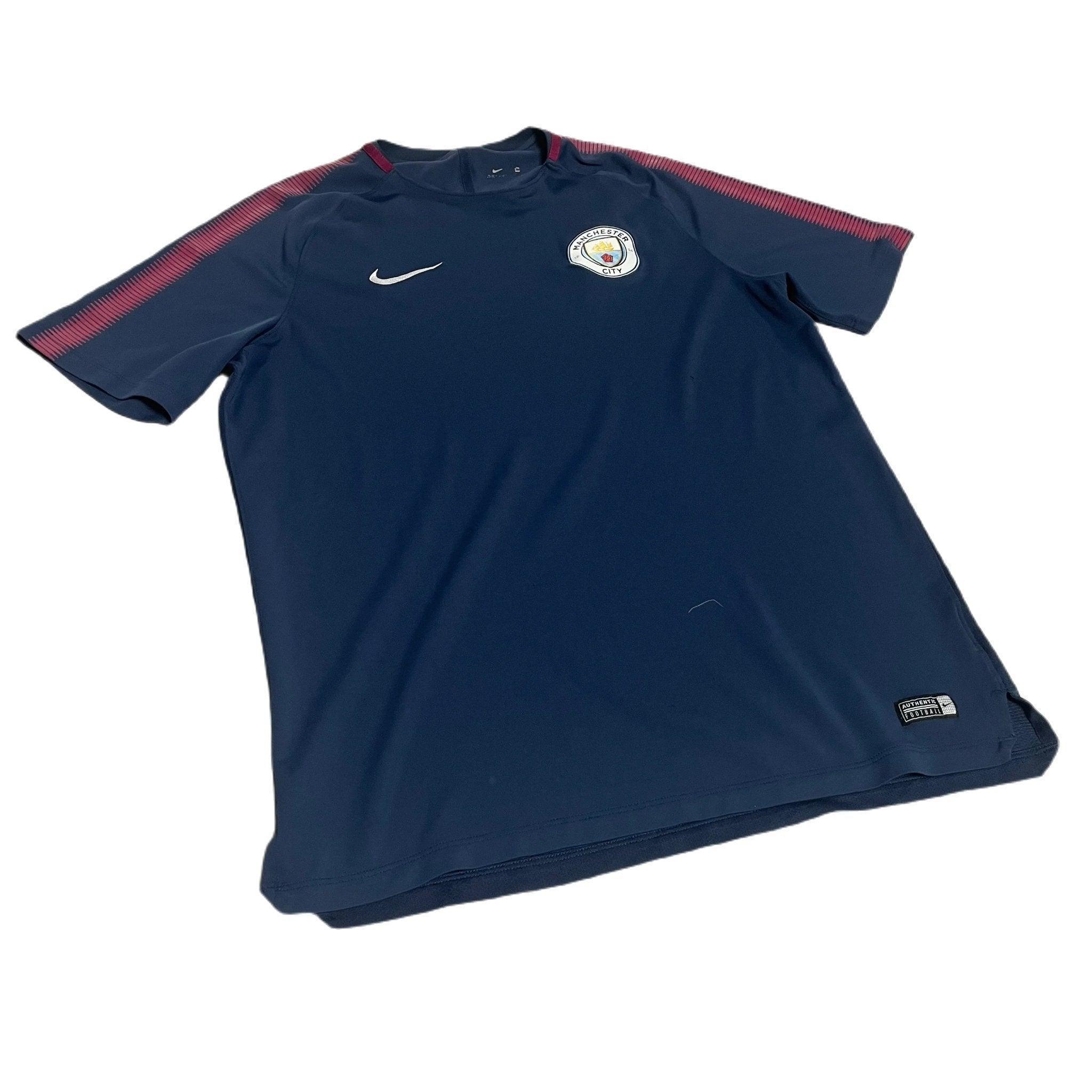 2017 - 18 Manchester City Training Shirt - XL