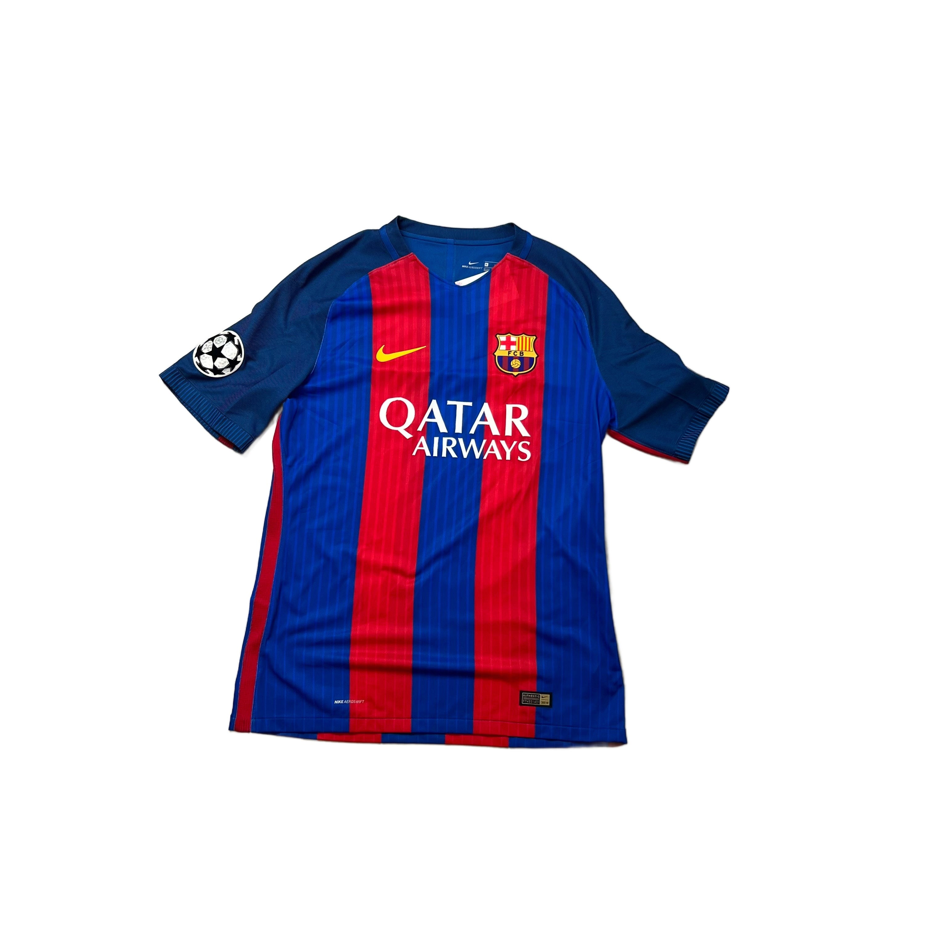 2016 - 17 Barcelona 'Suarez' Home Shirt - XL