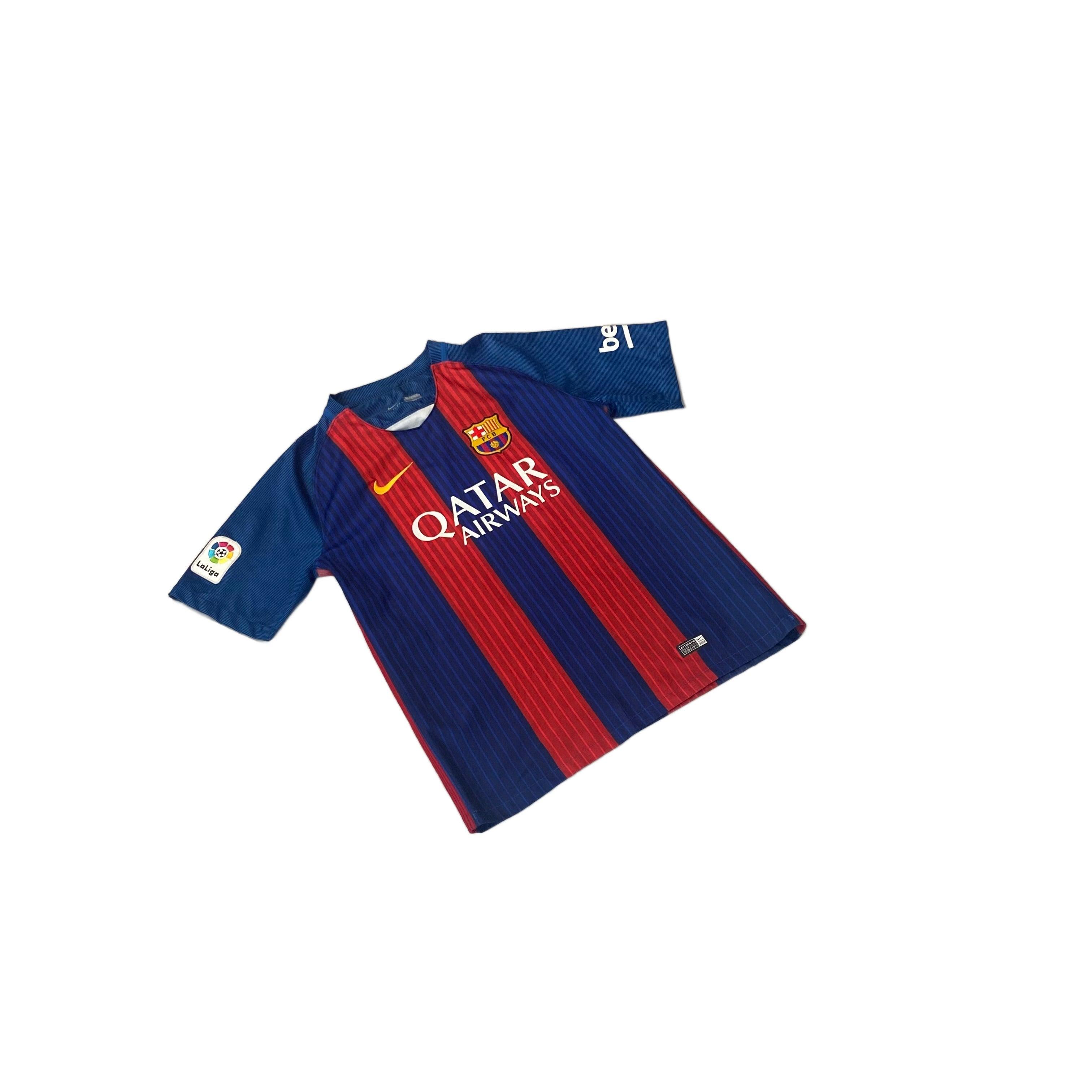 2016 - 17 Barcelona Home Shirt - L