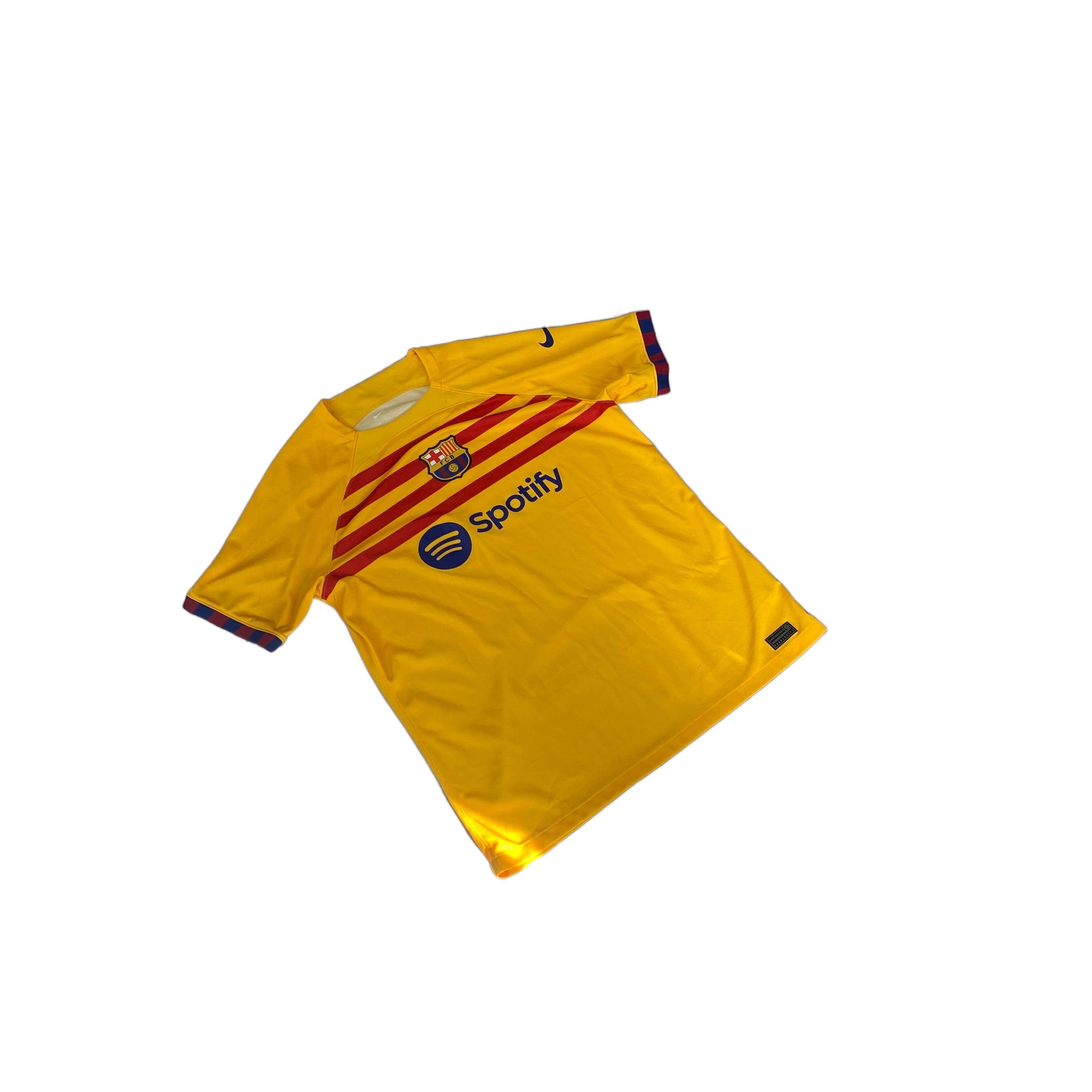 2023 - 24 Barcelona Shirt - L