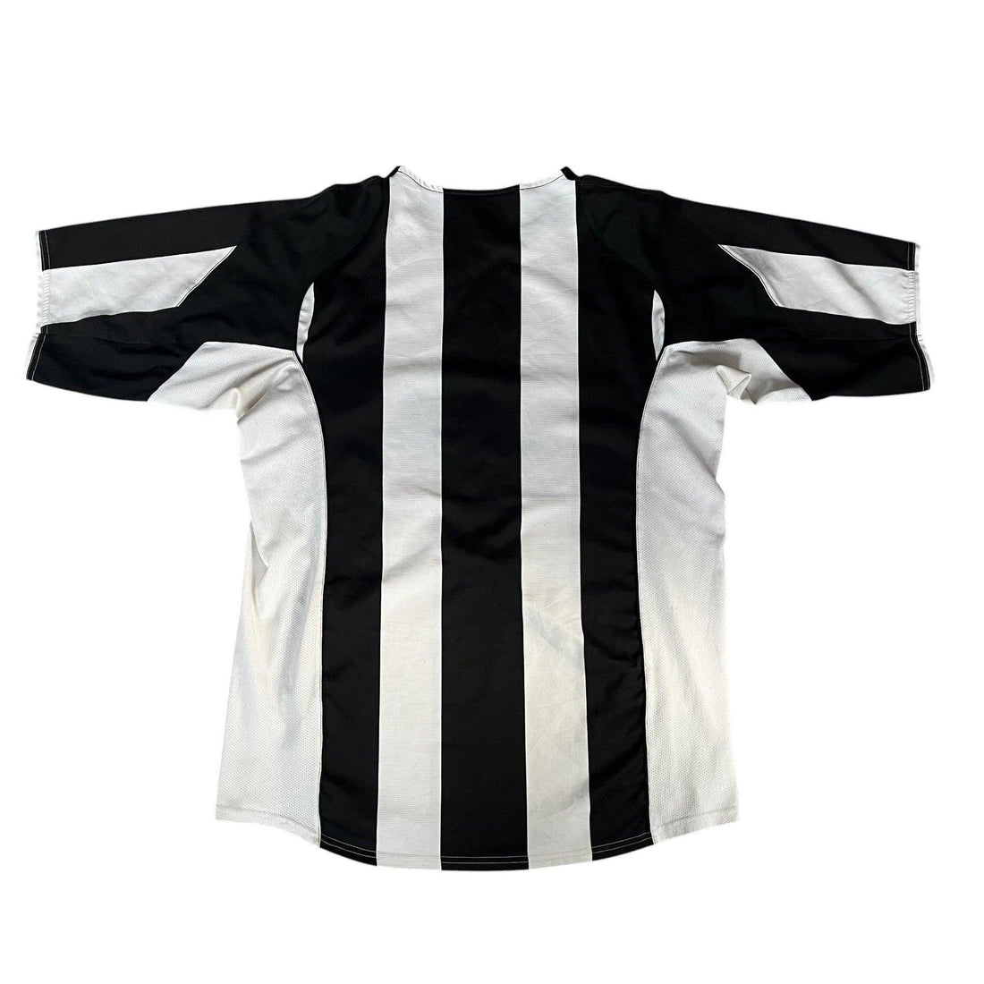 2004 - 05 Juventus Home Shirt - M