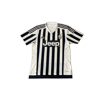2015 - 16 Juventus Home Shirt - M