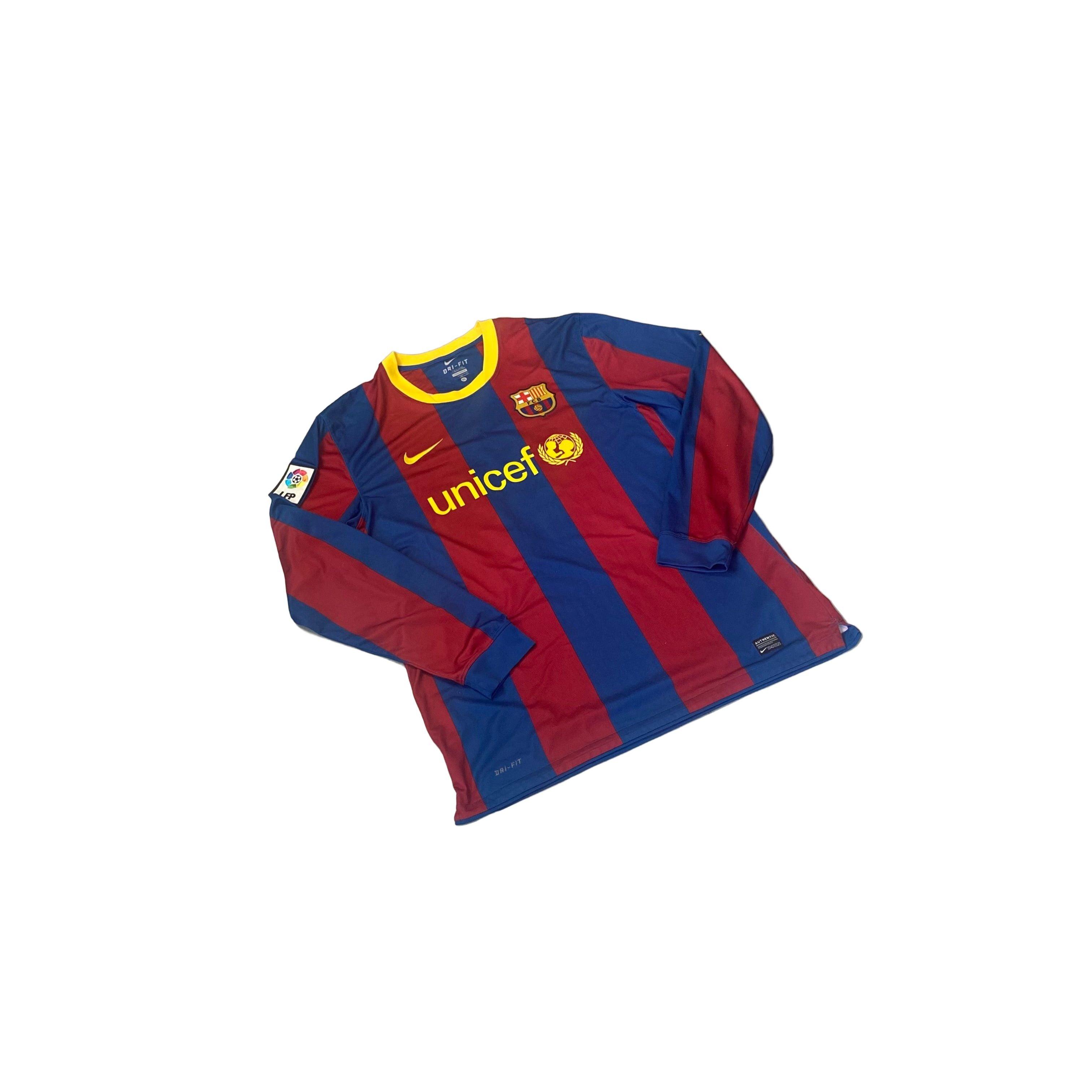 2010 - 11 Barcelona 'Messi' Shirt - XL