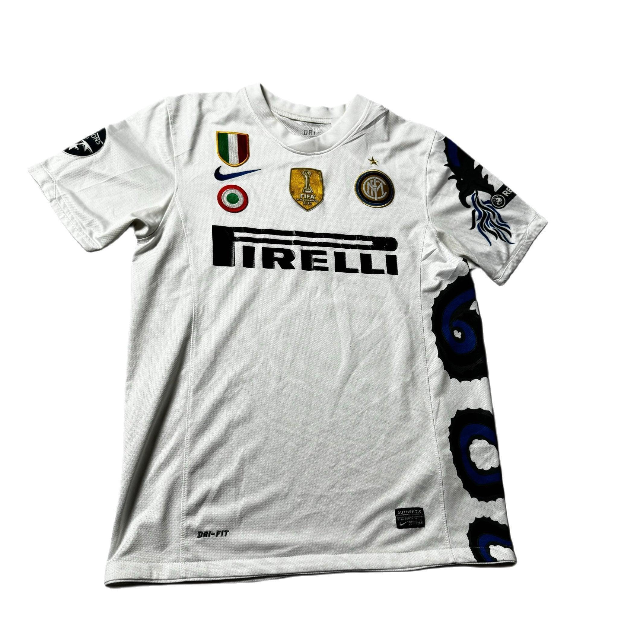 2010 - 11 Inter Milan Away Shirt - M