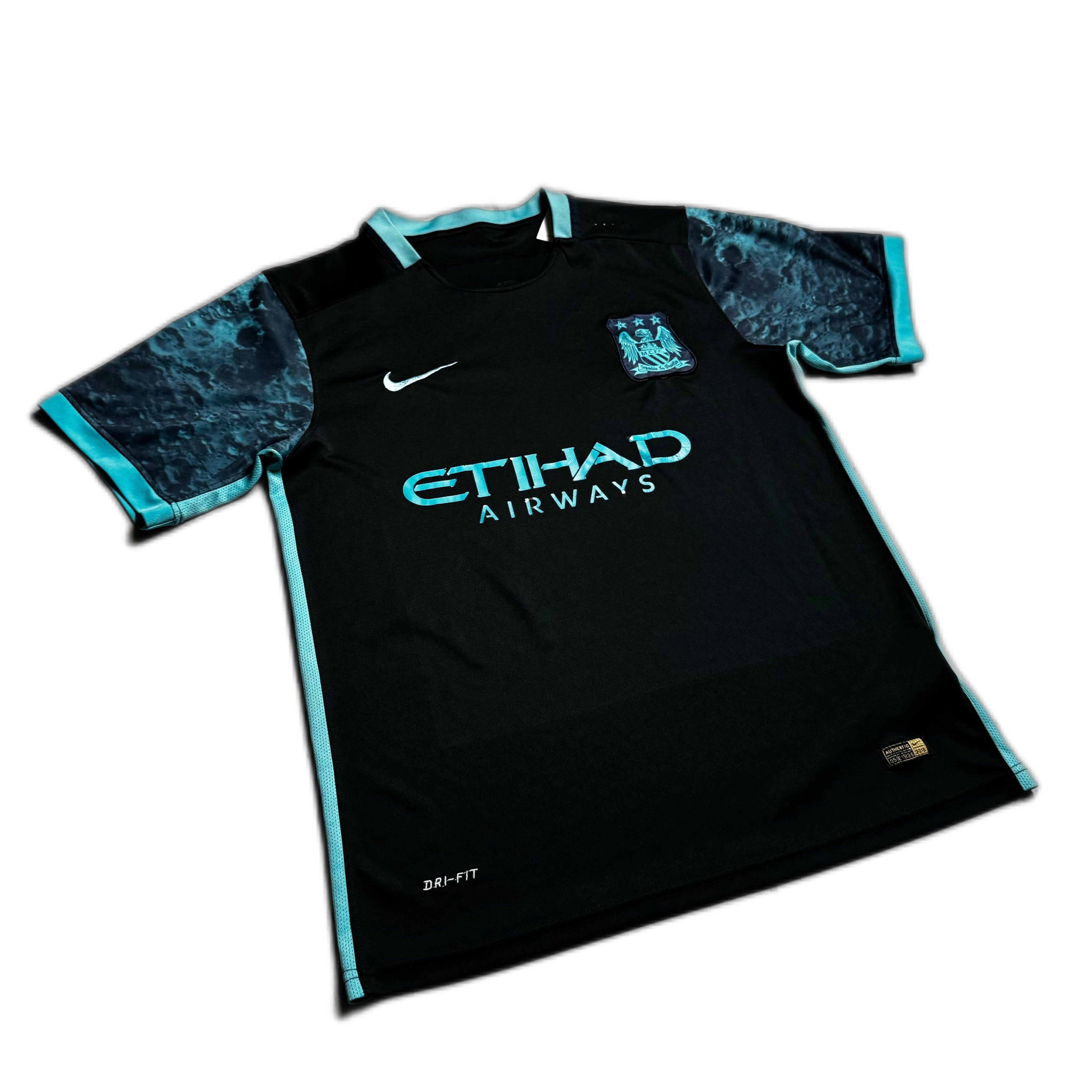 2016 - 16 Manchester City Away Shirt - M