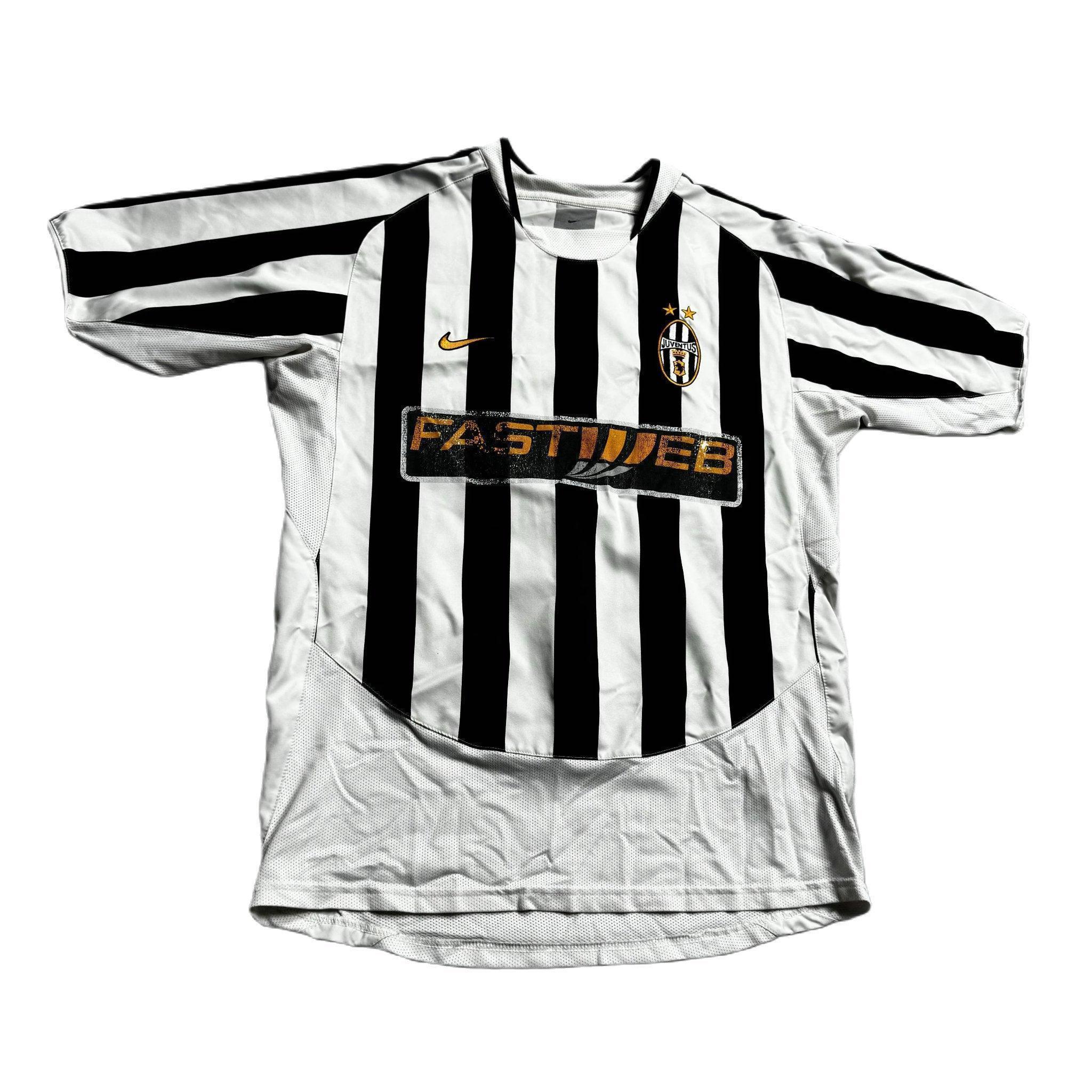 2003 - 04 Juventus Home Shirt - M