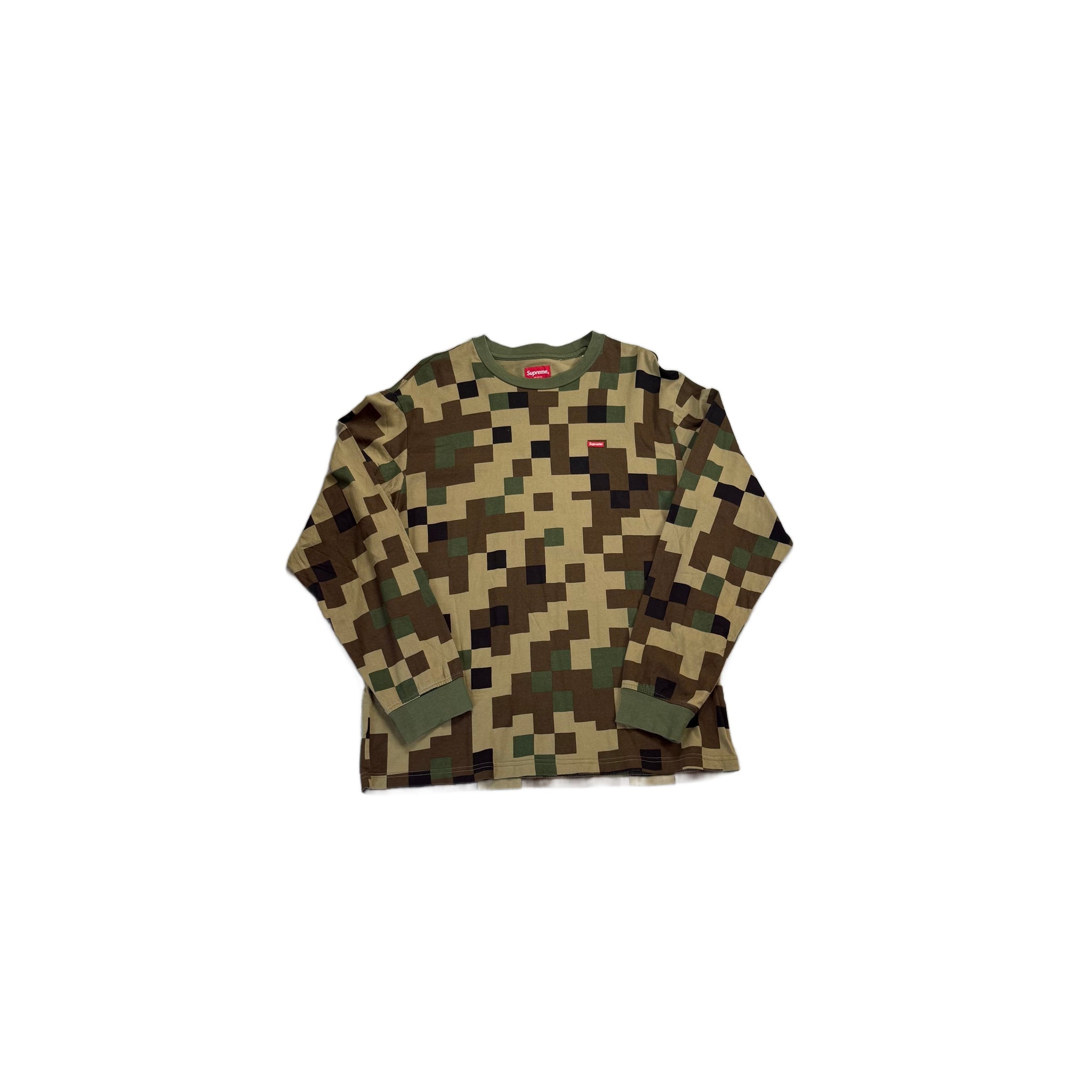 Camo Supreme Long Sleeve Tee - M
