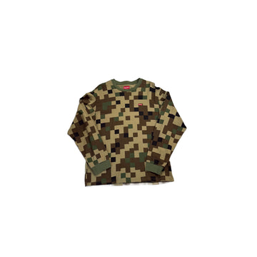 Camo Supreme Long Sleeve Tee - M