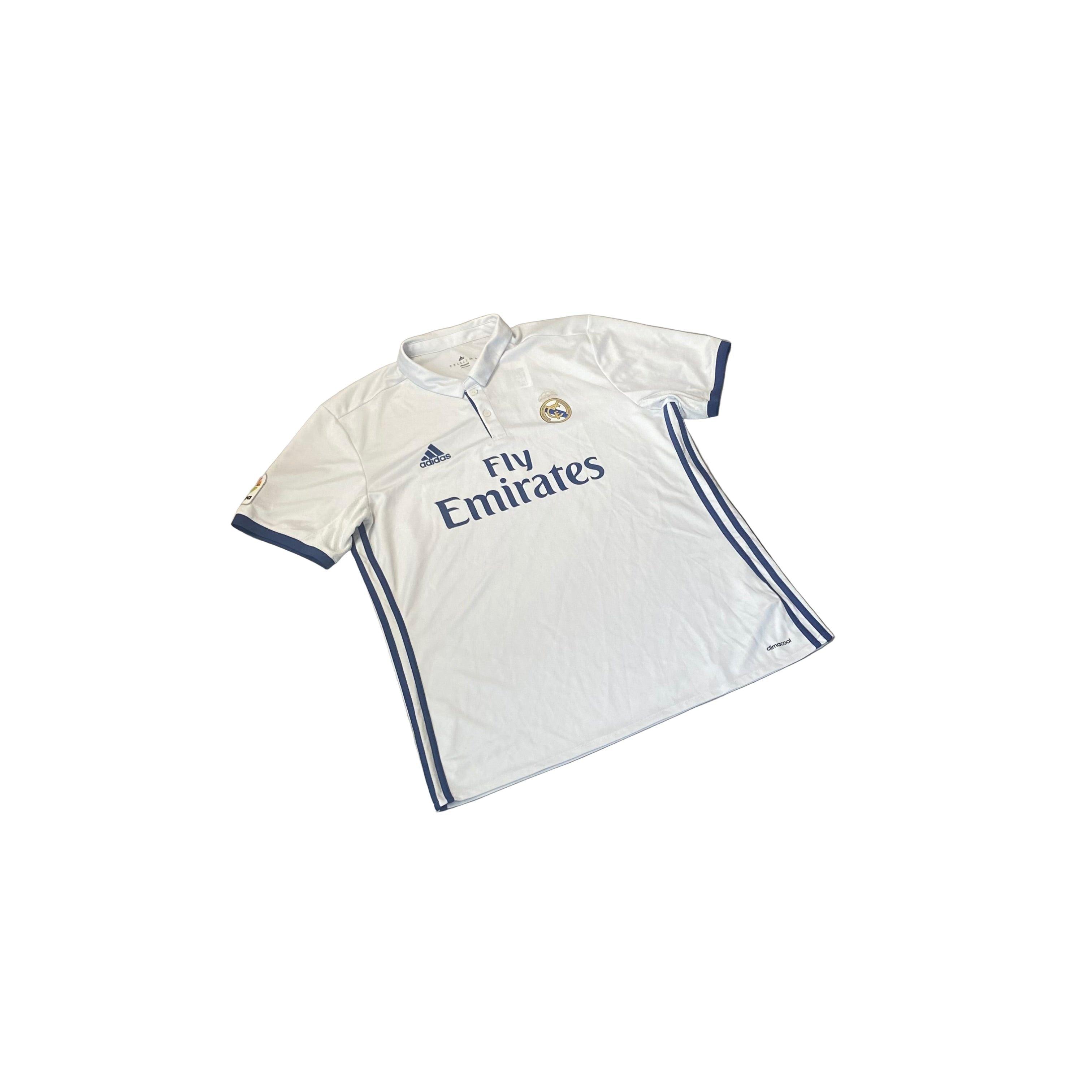 2016 - 17 Real Madrid Home Shirt - XL