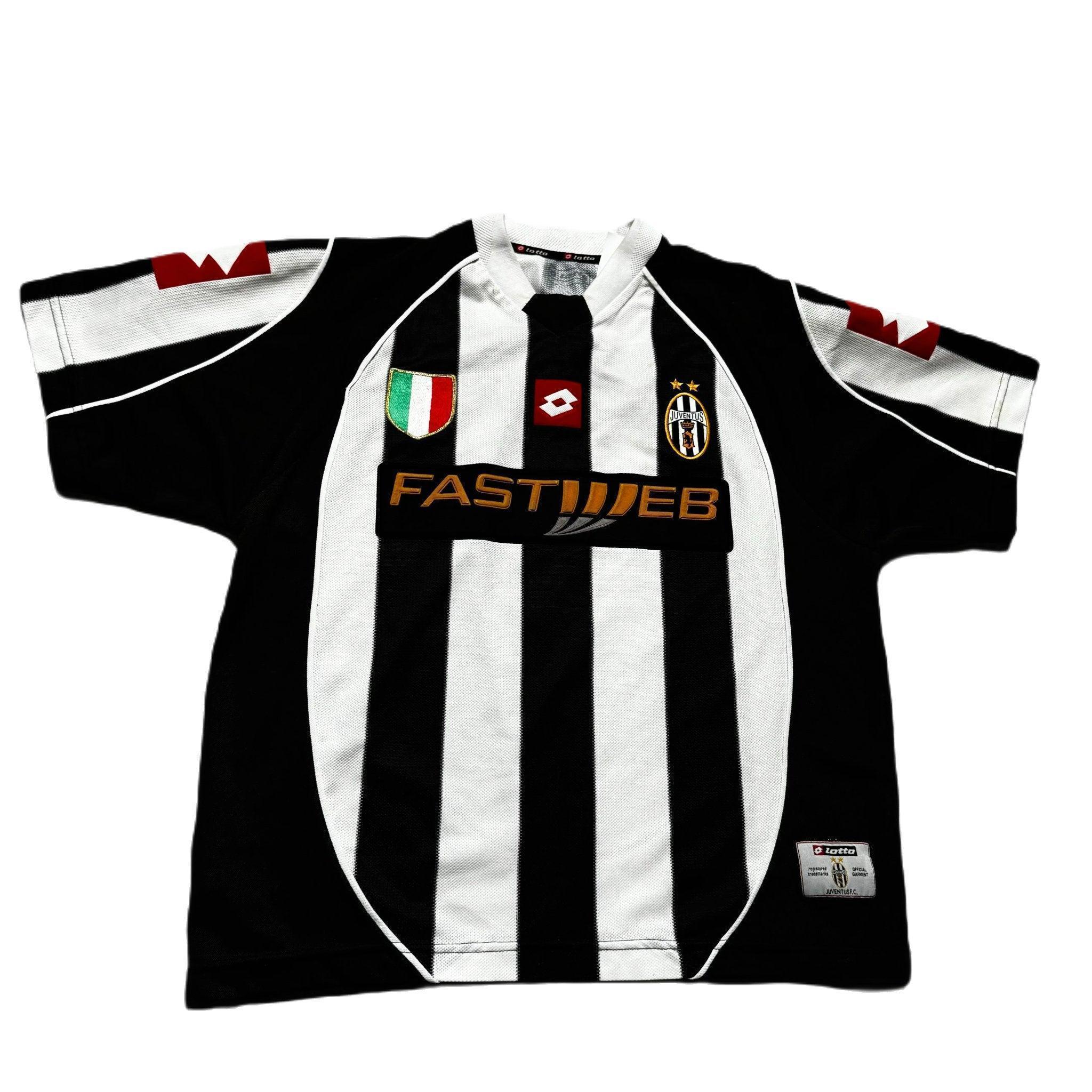 2002 - 03 Juventus Home Shirt - M