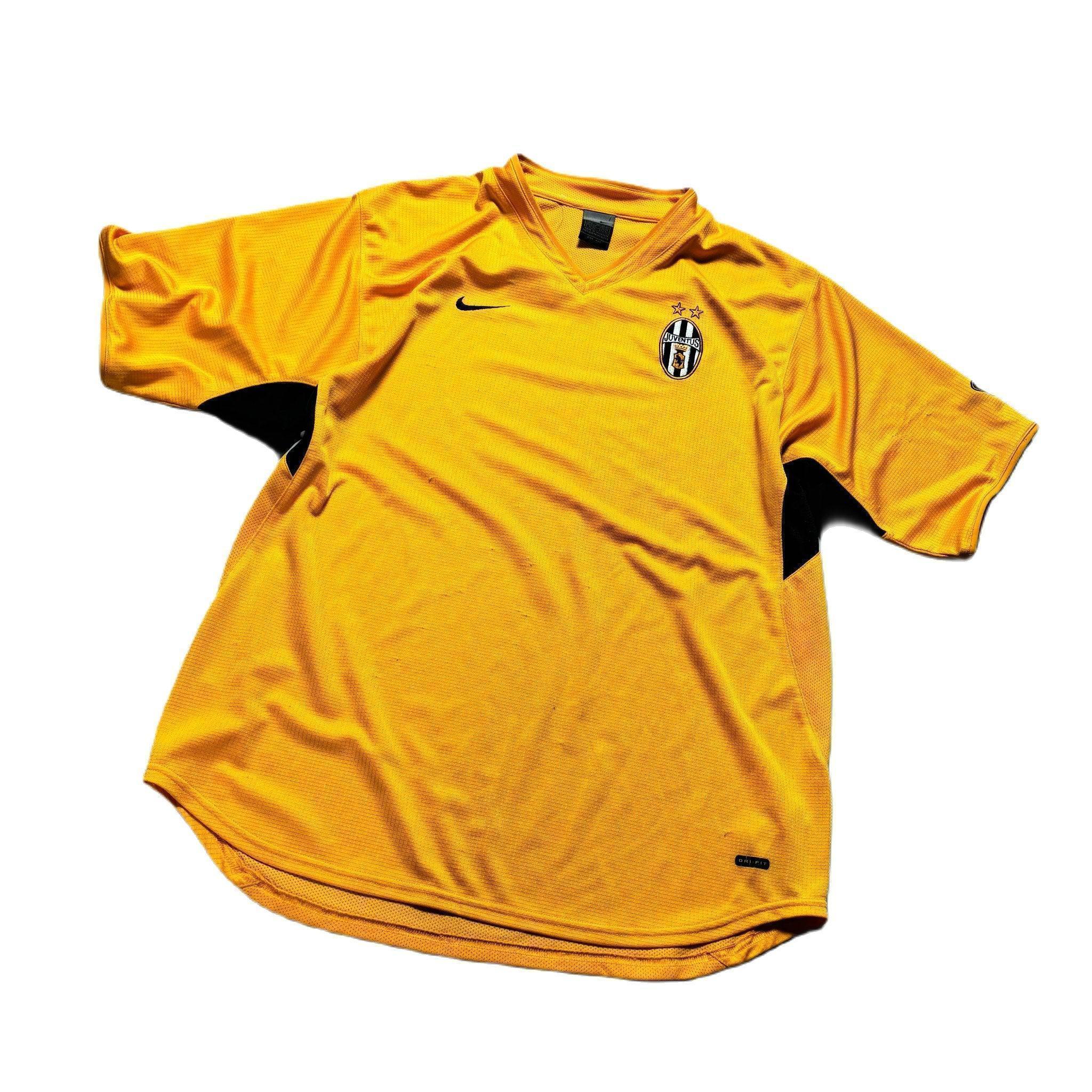 2003 - 04 Juventus Training Shirt - L
