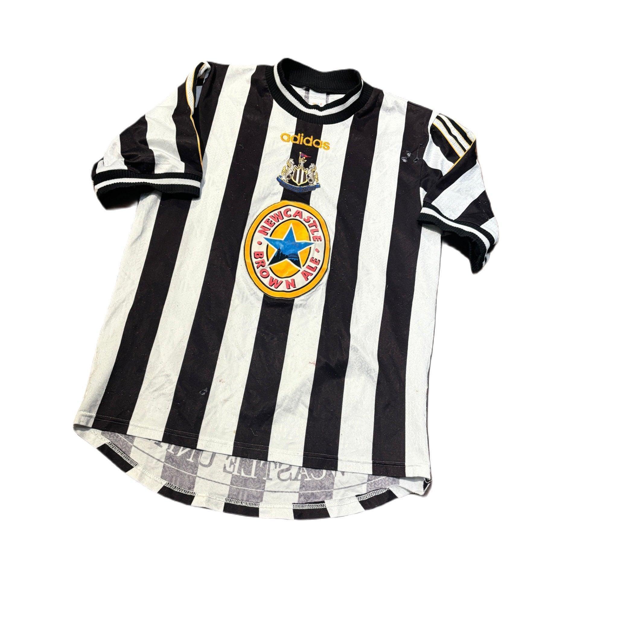 1997 - 99 Newcastle United Home Shirt - S