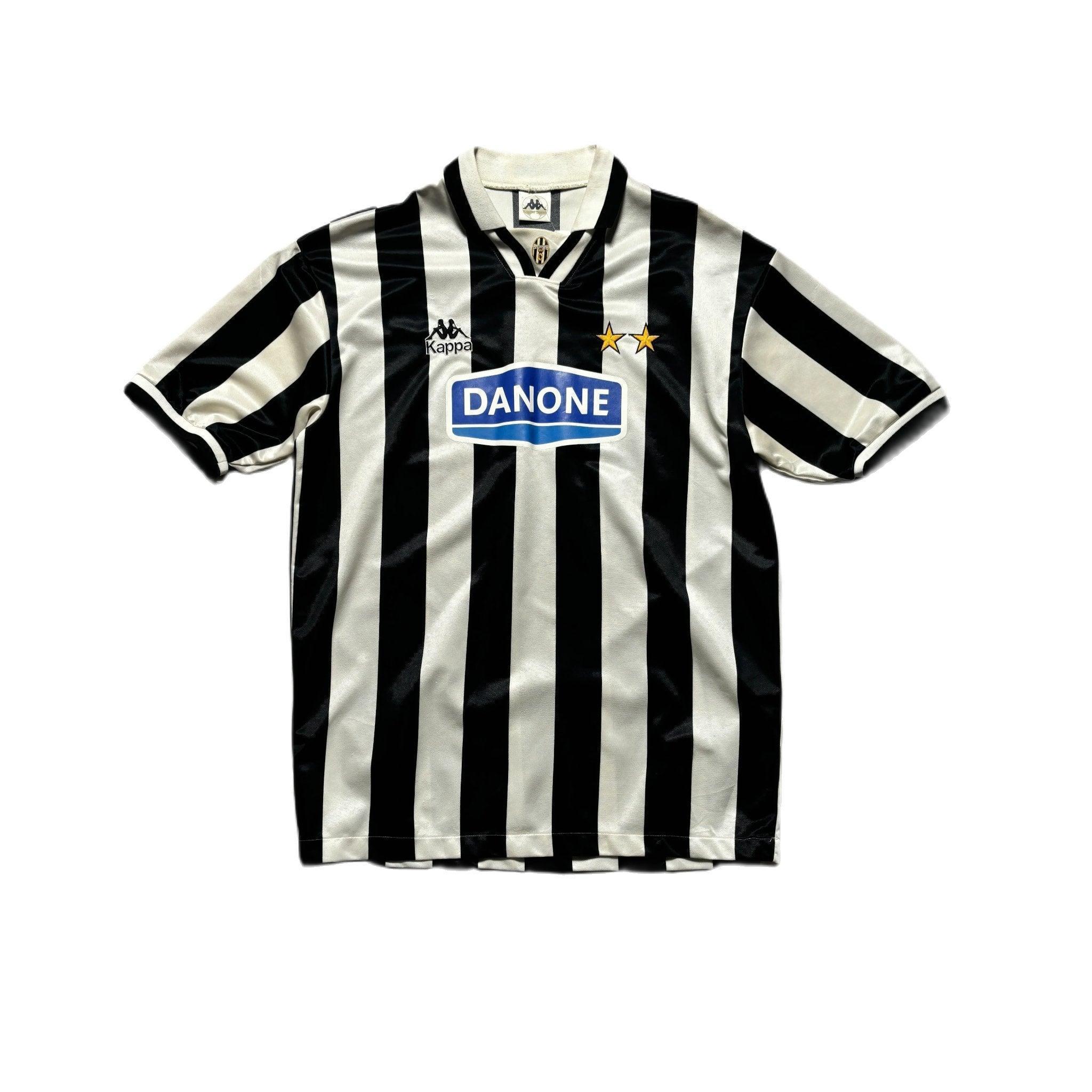 1994 - 95 Juventus Home Shirt - L