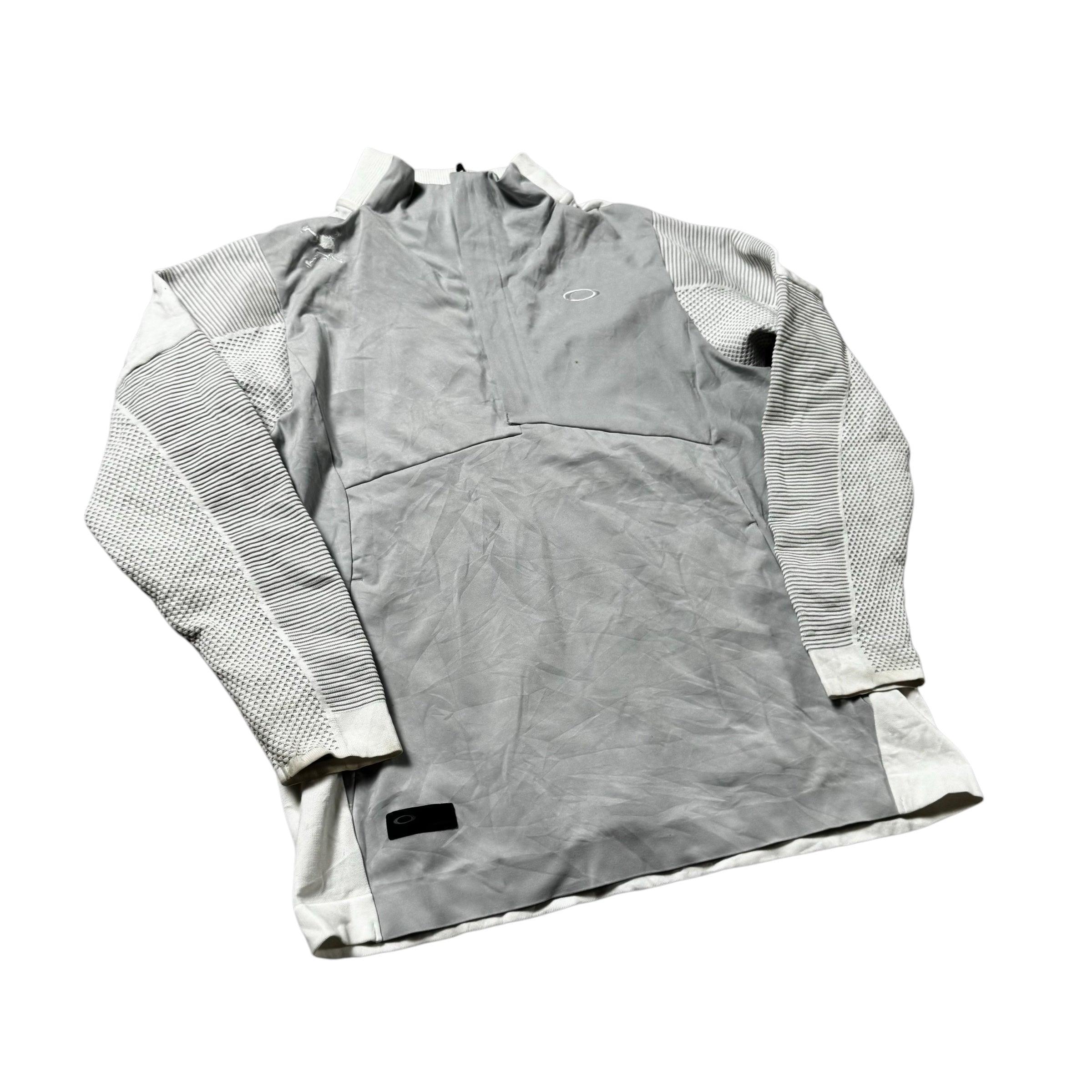 Grey Oakley 1/4 Zip Sweatshirt - L