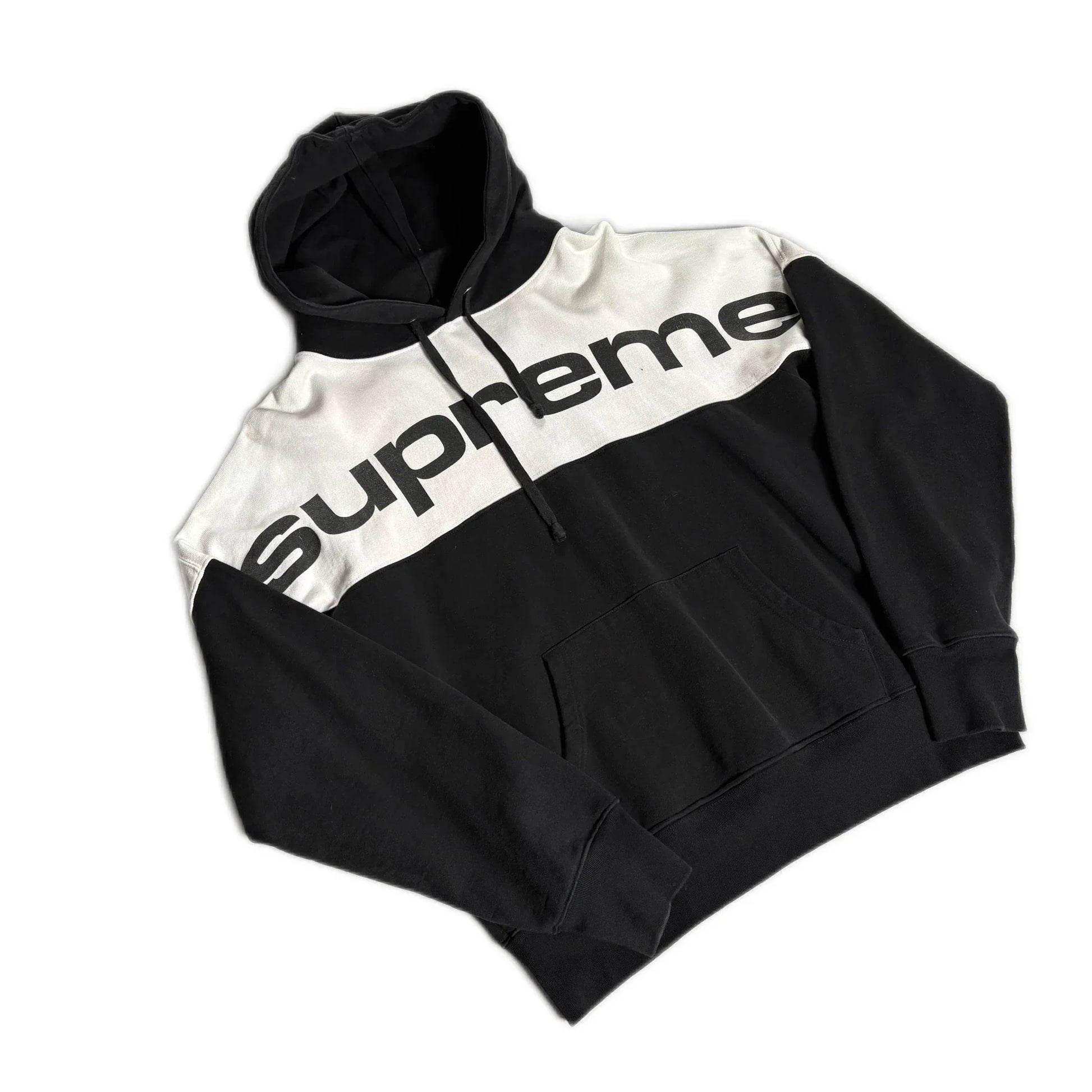 Black Supreme Hoodie - M | The Streetwear Studio
