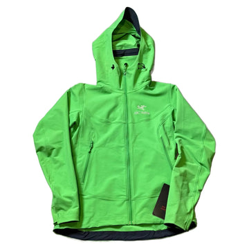BNWT Green Arc'Teryx Jacket - M | The Streetwear Studio