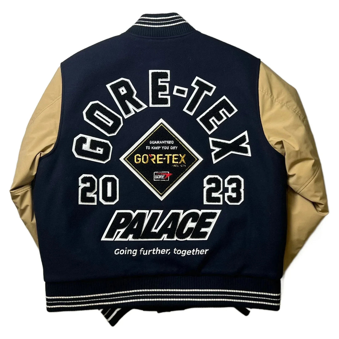 BNWT Palace Jacket - L | The Streetwear Studio