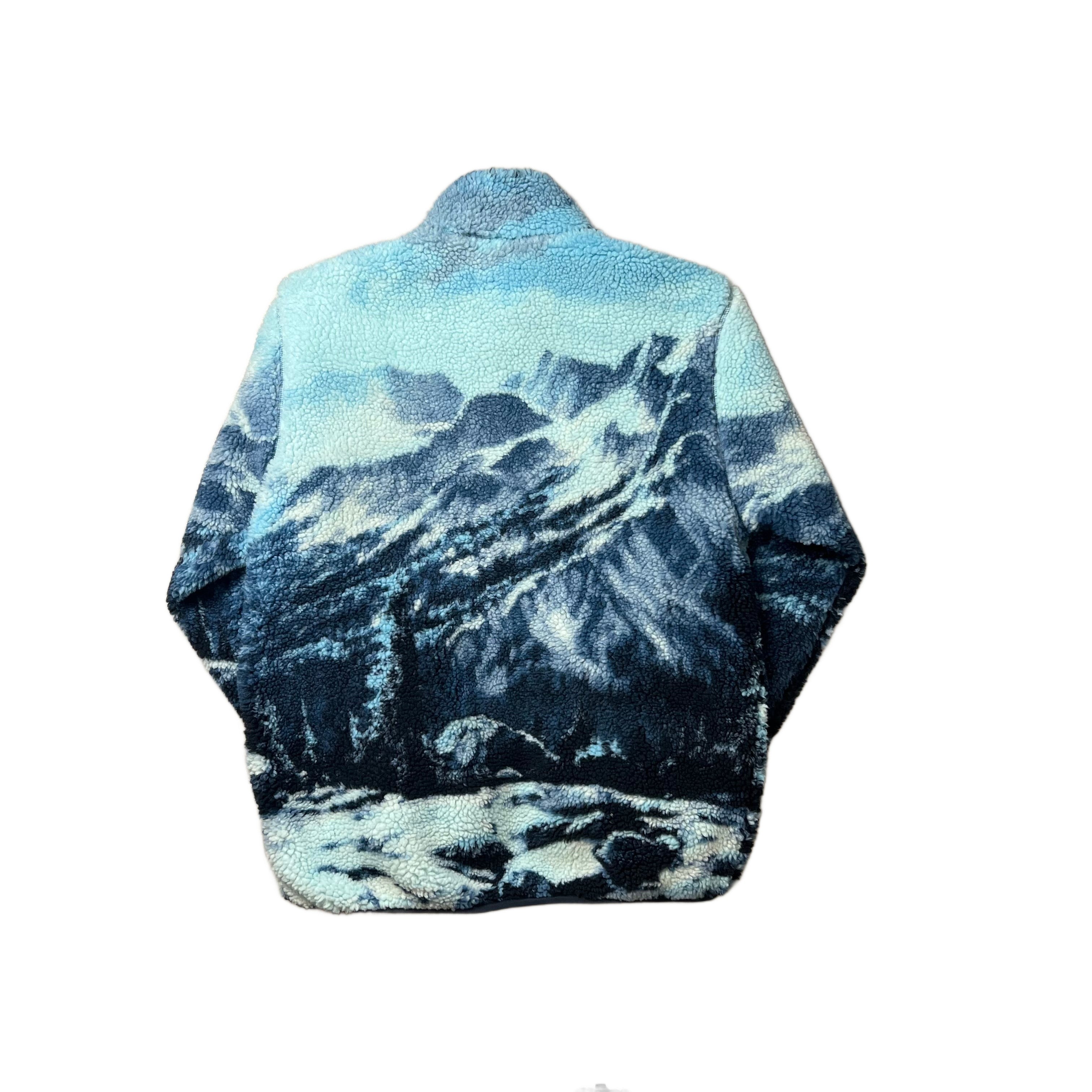 BNWT Blue Palace Fleece - L