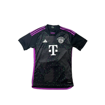 2023 - 24 Bayern Munich Away Shirt - S