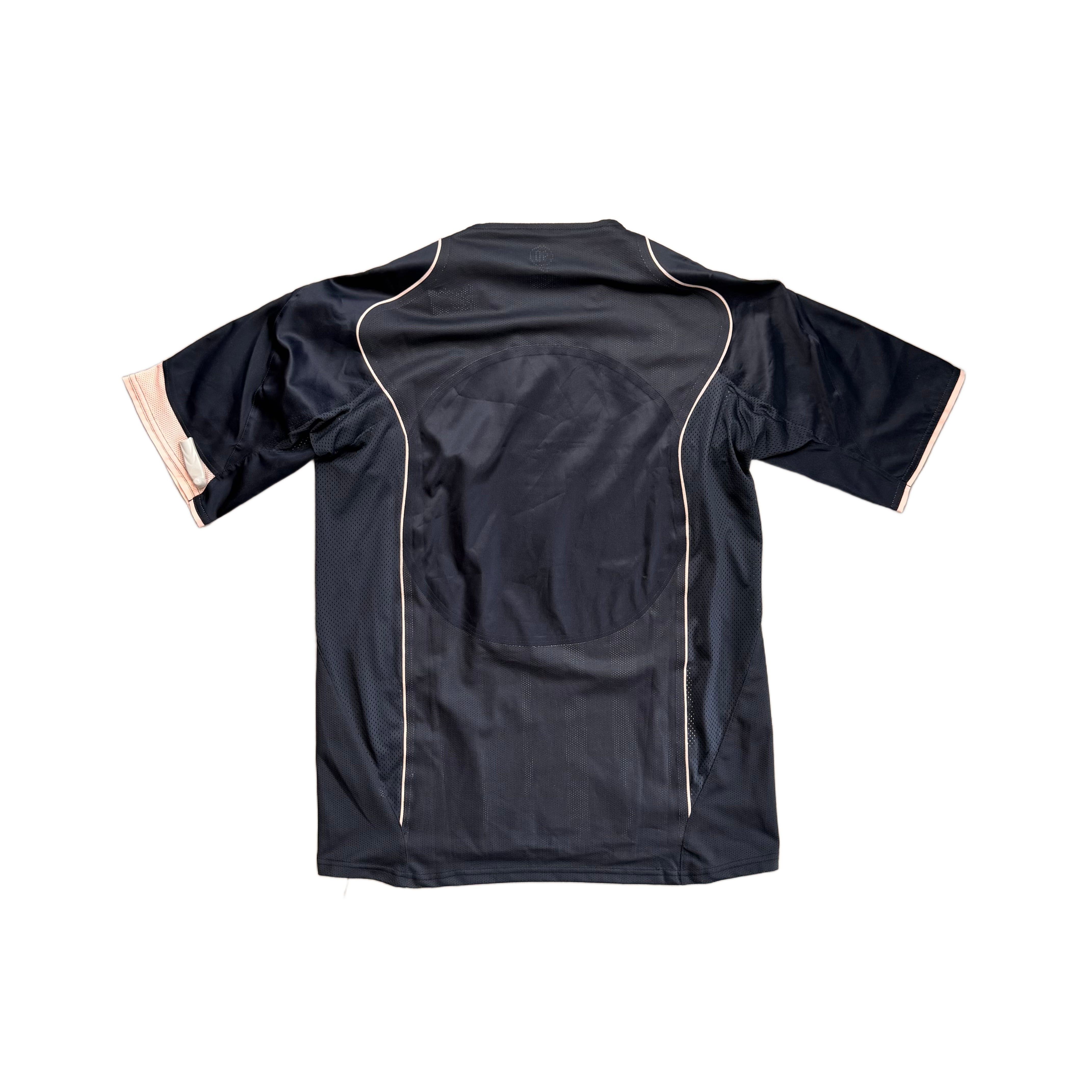 Image - L