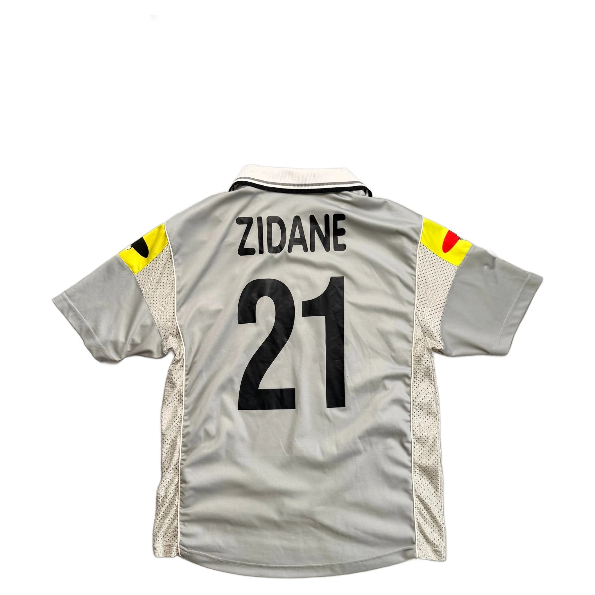 2001-02 Juventus Away Zidane Shirt - L