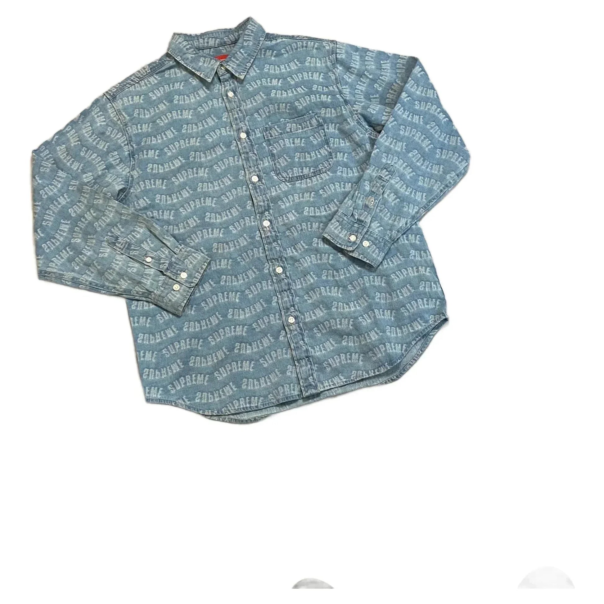 Supreme Shirt - M | The Streetwear Studio