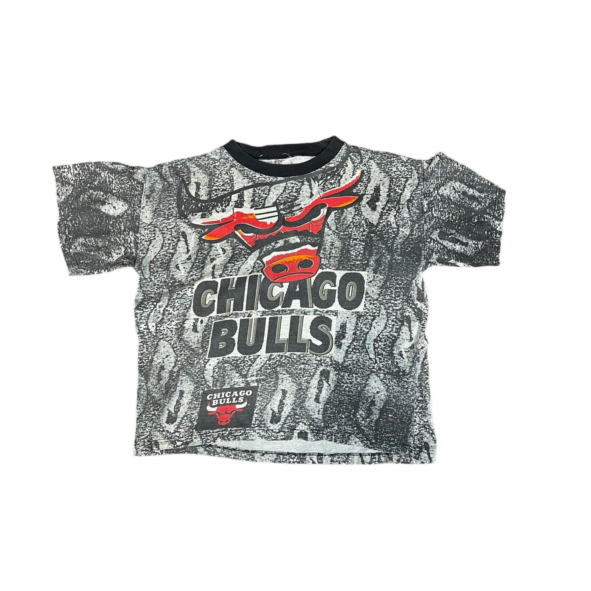 Vintage 90s Grey Chicago Bulls NBA Tee - Medium - The Streetwear Studio