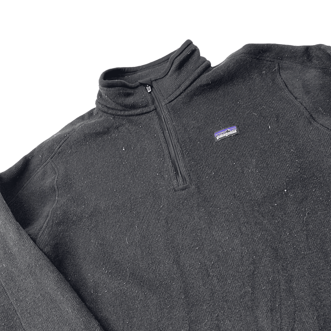 Vintage Women’s Black Patagonia Quarter Zip Fleece - Large - The Streetwear Studio