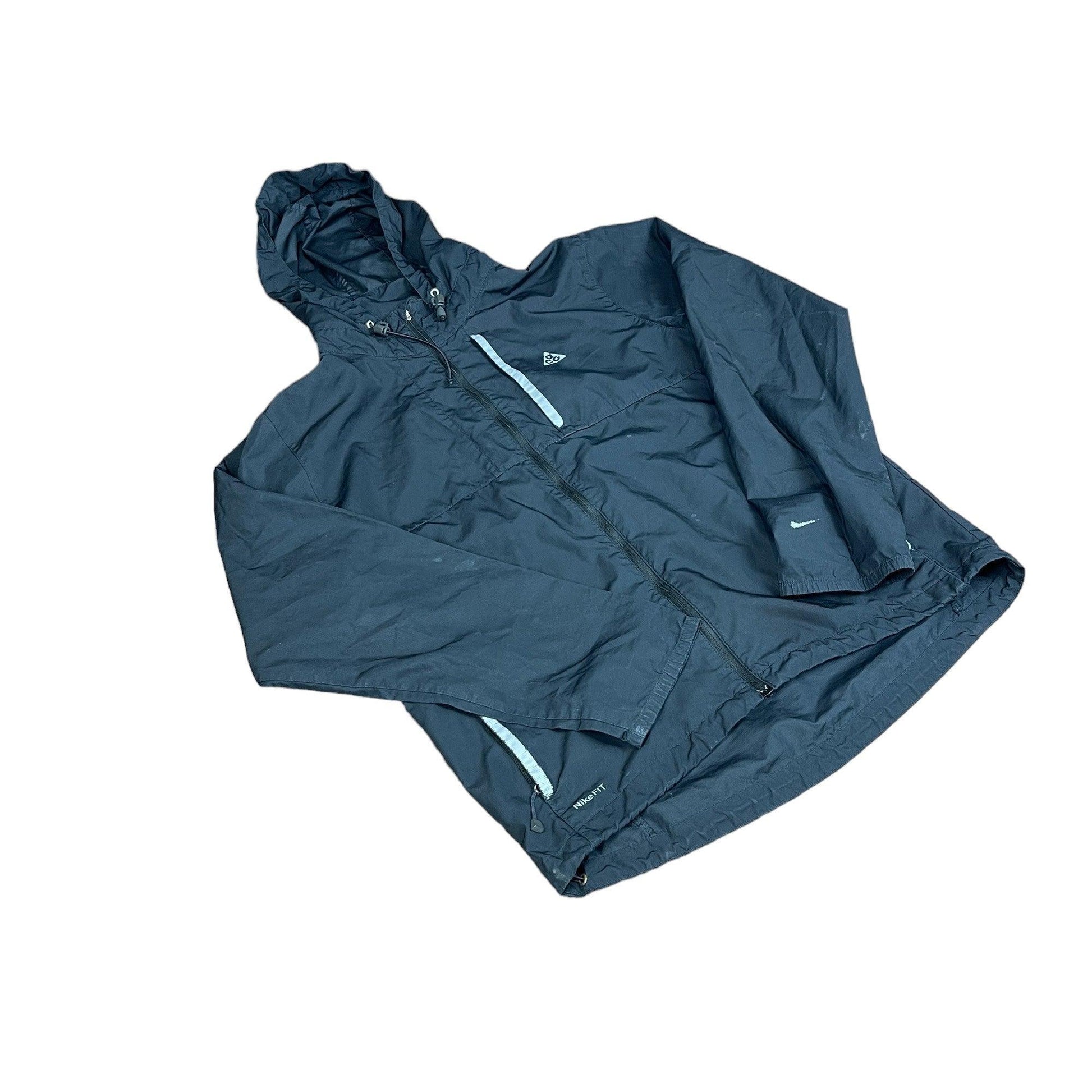 Women’s Vintage Black Nike ACG Jacket - Large - The Streetwear Studio